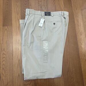 NWT Brooks Brothers Advantage Pleated Chino Elliot 36 X32‎ Tan Khaki Chino Pants